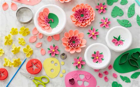 How to Make Fondant Flowers: A Sweet Symphony of Creativity and Chaos